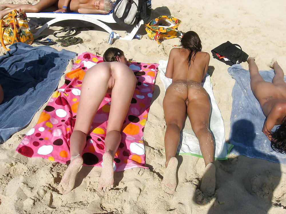 Nudist Beach
Get more photos nude beach photos, beach chicks, nude girls at Nude girls at beaches Tumblr Blog