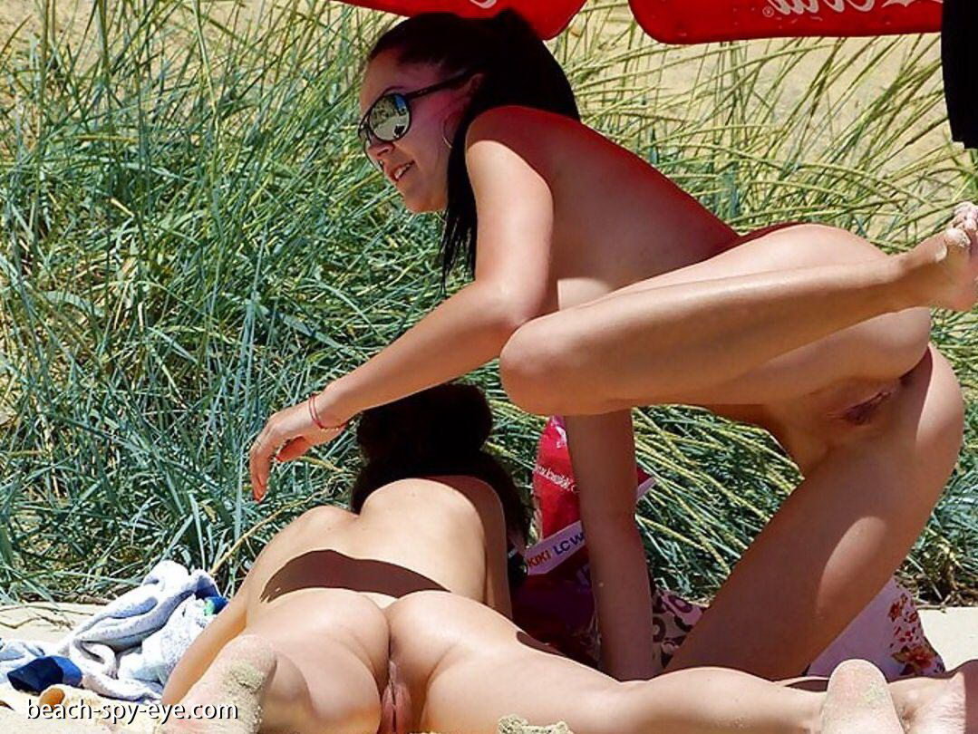 Time to get pics about beach oral sex pics, nude beach, sexy nude women and beach sex video, sex with nudist, nude beach women at Beach Spy Eye blog.